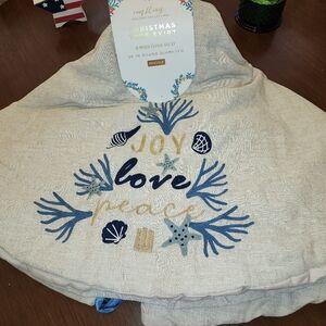 Coastlines Holiday Collection Christmas Tree Skirt